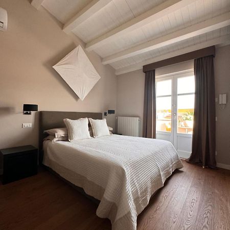 A Cala Suite & Apartment Palermo Bagian luar foto