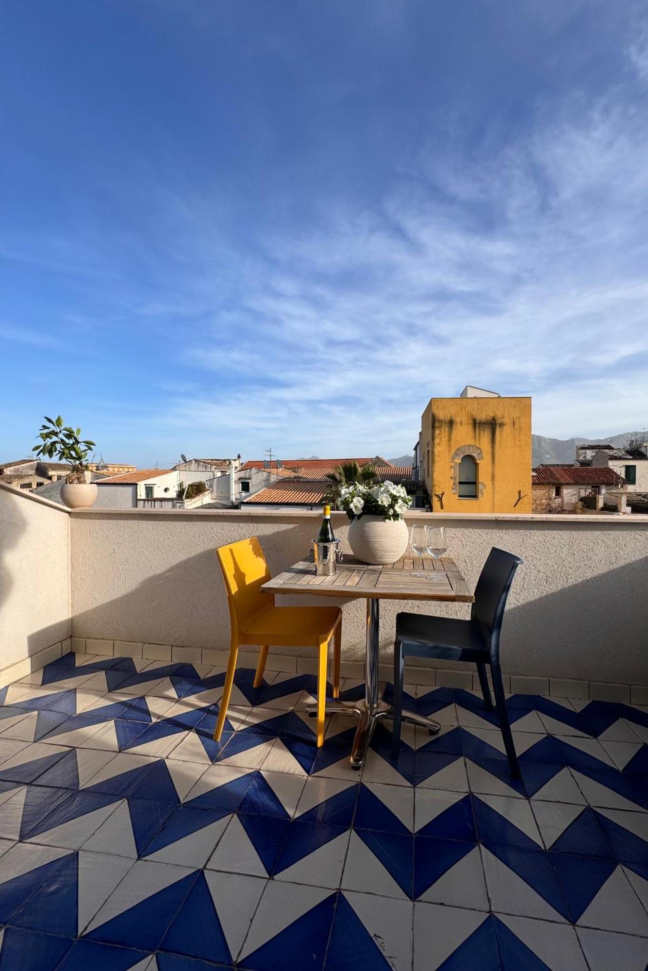 A Cala Suite & Apartment Palermo Bagian luar foto