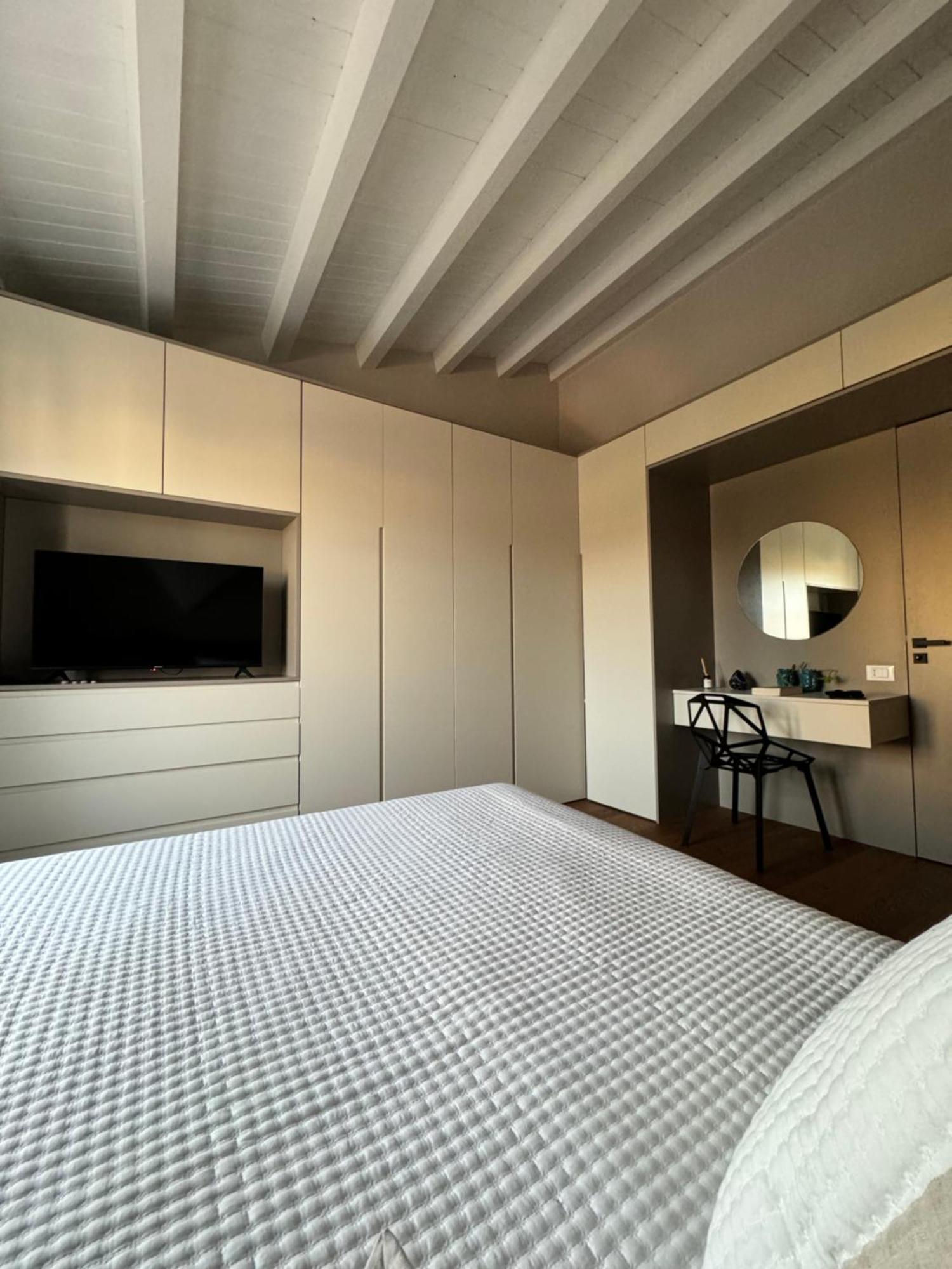 A Cala Suite & Apartment Palermo Bagian luar foto