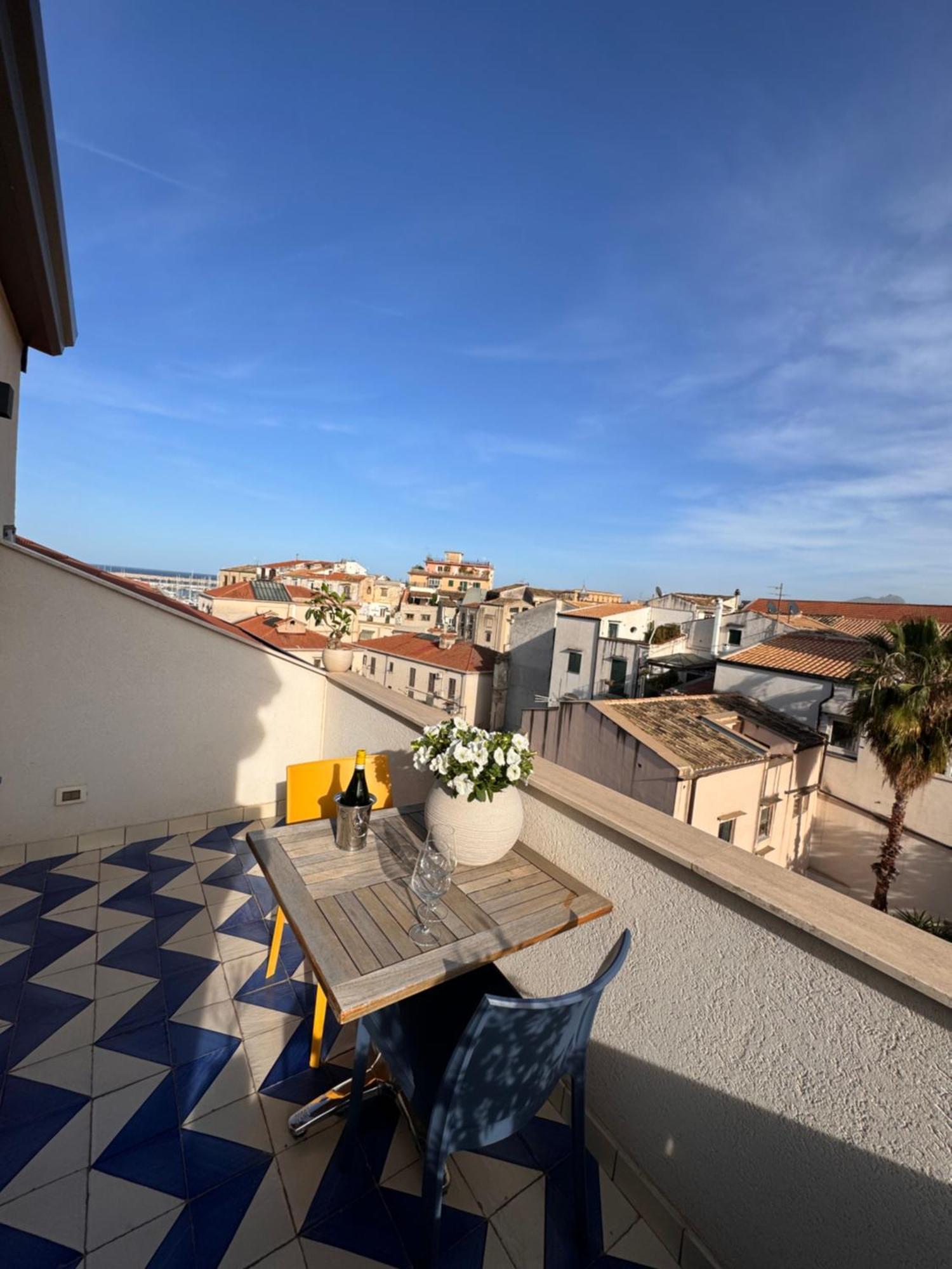 A Cala Suite & Apartment Palermo Bagian luar foto